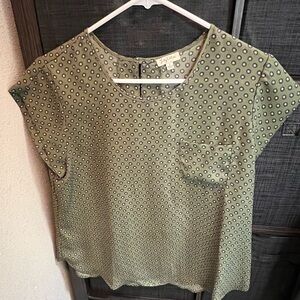 Lily White Blouse. Size Large.